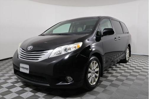 2012 Toyota Sienna XLE