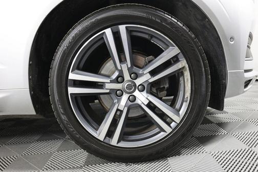 2018 Volvo XC60 T5 Momentum