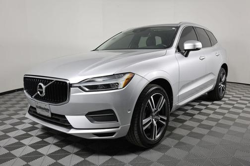 2018 Volvo XC60 T5 Momentum
