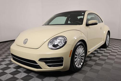 2019 Volkswagen Beetle 2.0T SE