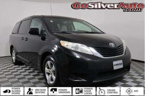 2012 Toyota Sienna LE
