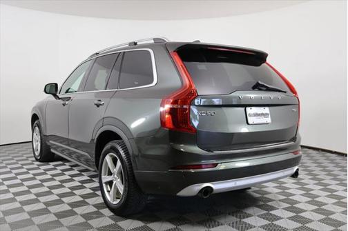 2018 Volvo XC90 T5 Momentum