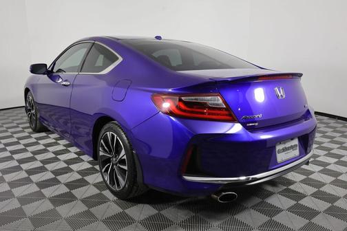 2017 Honda Accord EX-L w/Navigation & Honda Sensing