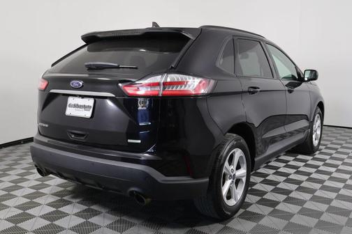 2020 Ford Edge SE