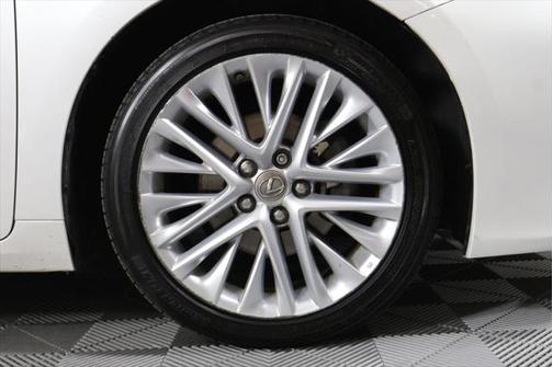 2018 Lexus ES 350 Base