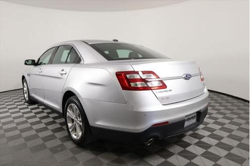 2018 Ford Taurus SEL