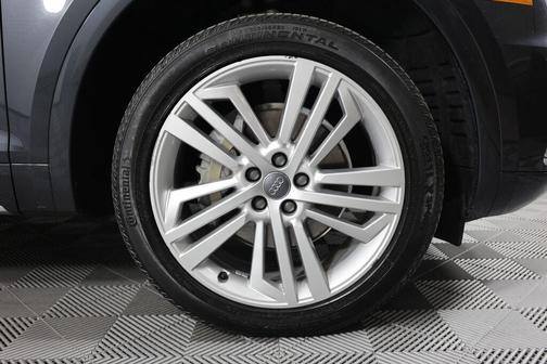 2018 Audi Q5 2.0T Premium Plus