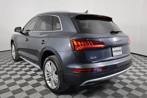 2018 Audi Q5 2.0T Premium Plus