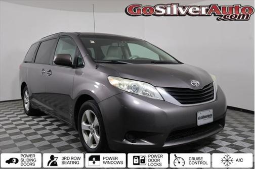 2013 Toyota Sienna LE