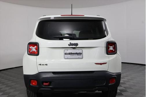 2015 Jeep Renegade Trailhawk
