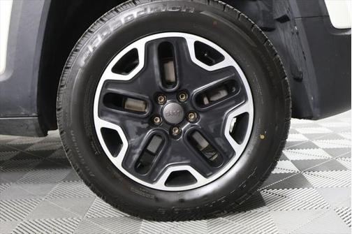 2015 Jeep Renegade Trailhawk