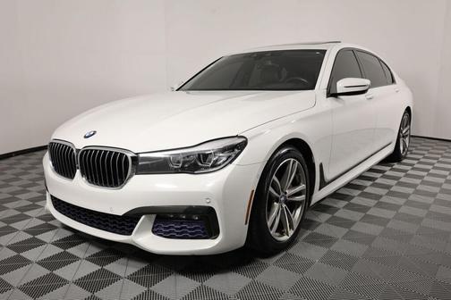 2016 BMW 740 740i