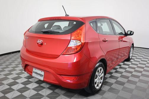 2013 Hyundai Accent GS