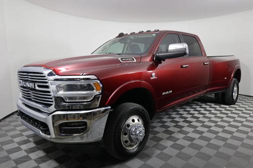 Delmonico Red Pearlcoat 2021 RAM 3500 Laramie Crew Cab 4x4 8' Box