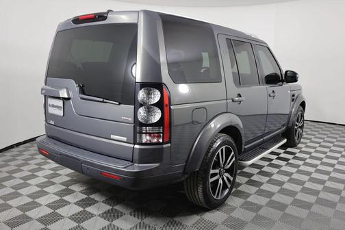 2016 Land Rover LR4 Base