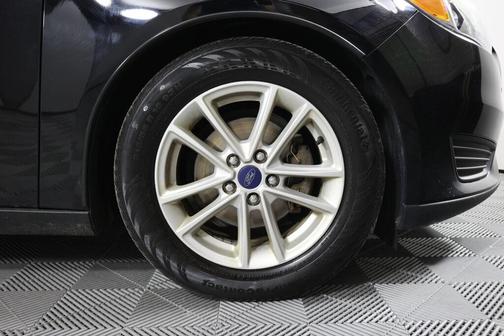 Shadow Black 2017 Ford Focus SE
