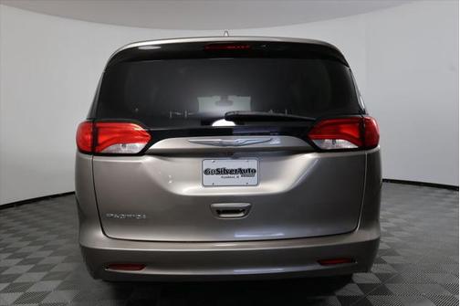 2017 Chrysler Pacifica LX