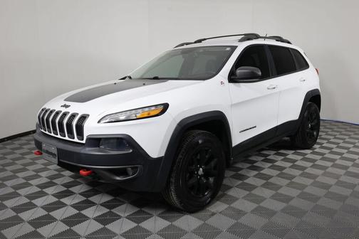 Bright White Clearcoat 2015 Jeep Cherokee Trailhawk