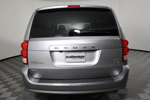 2016 Dodge Grand Caravan R/T