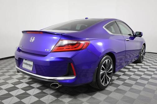 2017 Honda Accord EX-L w/Navigation & Honda Sensing