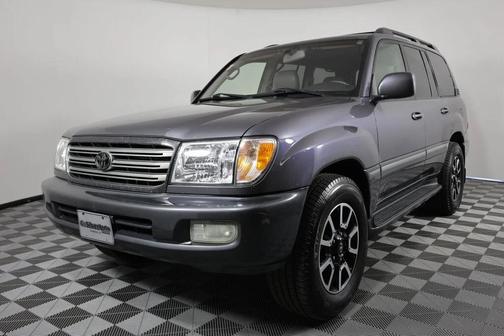 2004 Toyota Land Cruiser Base