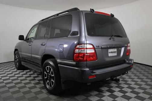 2004 Toyota Land Cruiser Base