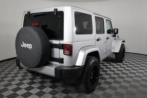 2011 Jeep Wrangler Unlimited Sahara