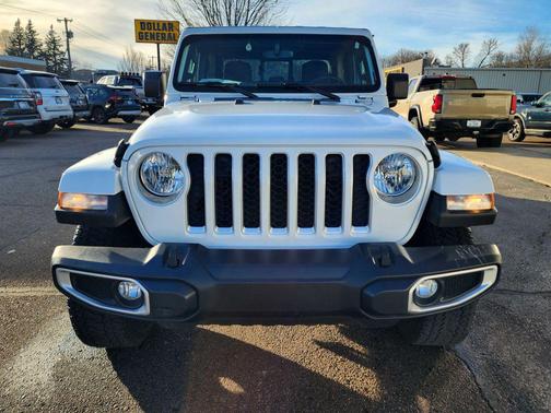 2023 Jeep Gladiator Overland