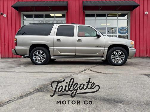 2002 GMC Yukon XL Denali
