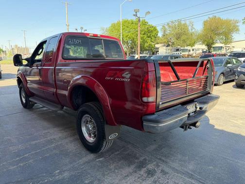 Red 2003 Ford F-350 Lariat