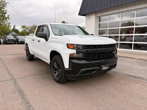 White 2019 Chevrolet Silverado 1500 WT