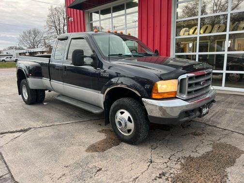 1999 Ford F-350 XLT SuperCab