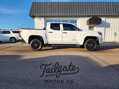 2024 Toyota Tacoma SR