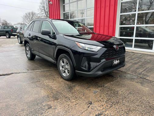 2025 Toyota RAV4 Hybrid LE