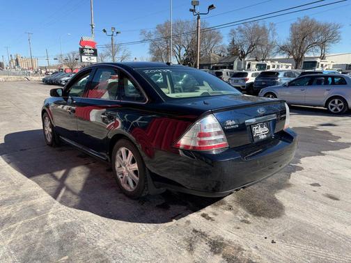 2008 Ford Taurus Limited Sedan 4D