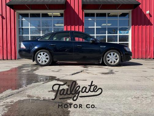 2008 Ford Taurus Limited Sedan 4D