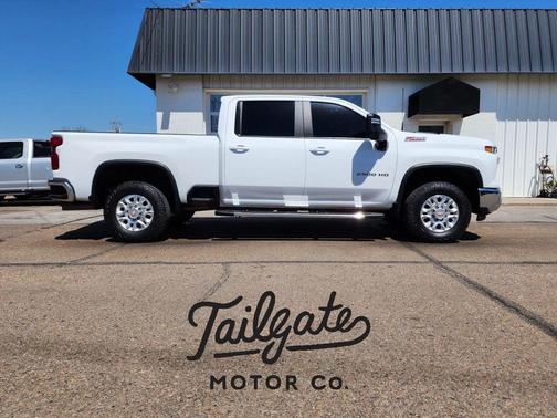 White 2024 Chevrolet Silverado 2500 LT