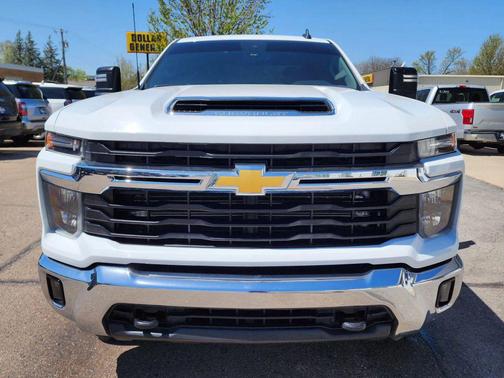 White 2024 Chevrolet Silverado 2500 LT