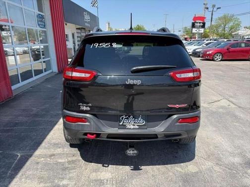 2015 Jeep Cherokee Sport
