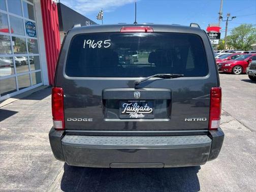 2010 Dodge Nitro Heat Sport Utility 4D