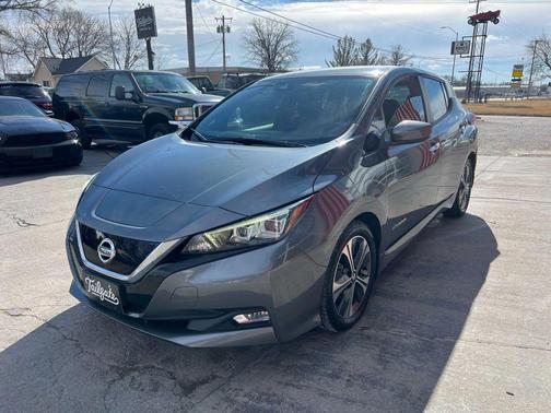 2018 Nissan Leaf SV Hatchback 4D