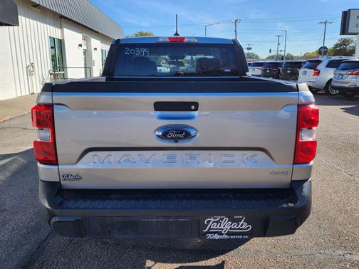 2022 Ford Maverick XLT SuperCrew Pickup 4D 4 1/2 ft
