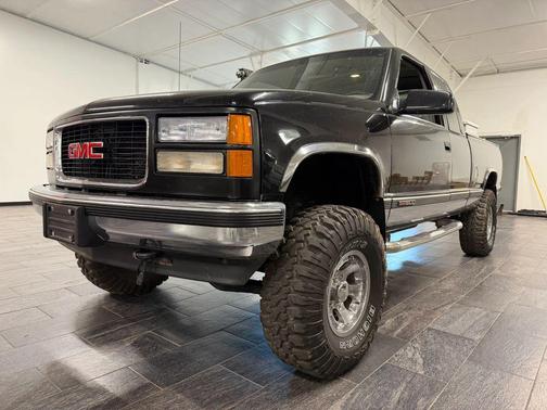 Black 1997 GMC Sierra 1500 Extended Cab