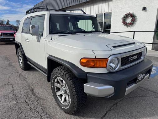 2014 Toyota FJ Cruiser Base