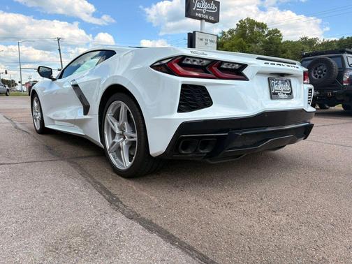 White 2025 Chevrolet Corvette Stingray w/1LT