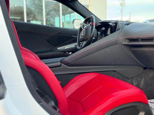 2025 Chevrolet Corvette Stingray w/1LT