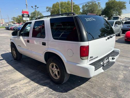 2004 Chevrolet Blazer LS