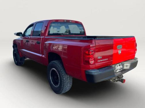 Red 2006 Dodge Dakota ST Quad Cab