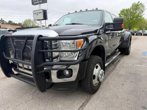 Black 2016 Ford F-350 XLT