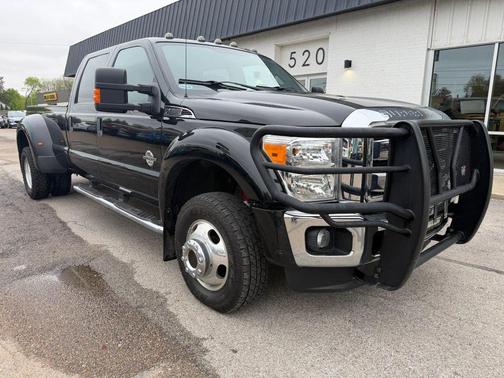 Black 2016 Ford F-350 XLT